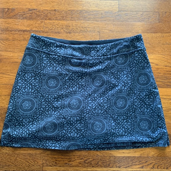 Tranquility Skort Gray Pattern * Med - Picture 9 of 9